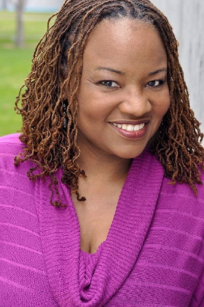 Denise Lee as Evelyn in The Other