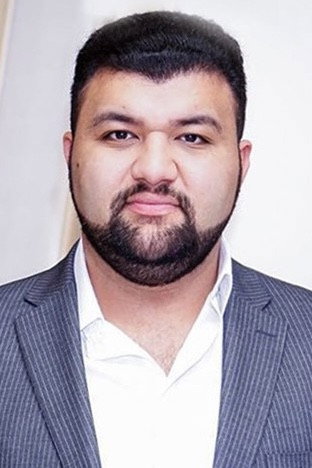 Elsevar Mehdizade as Gadir in Lost Life