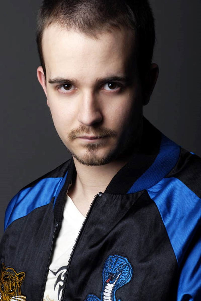 Daniel Retuerta as Toni in La Partida