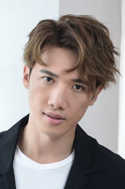 邱士縉 as Kaito Stanley in WE 12