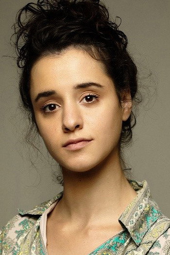 Ειρήνη Λαφαζάνη as Ismene in Sammer