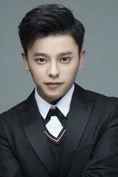 Lu Zhazha as Gao Duan in Operation Love
