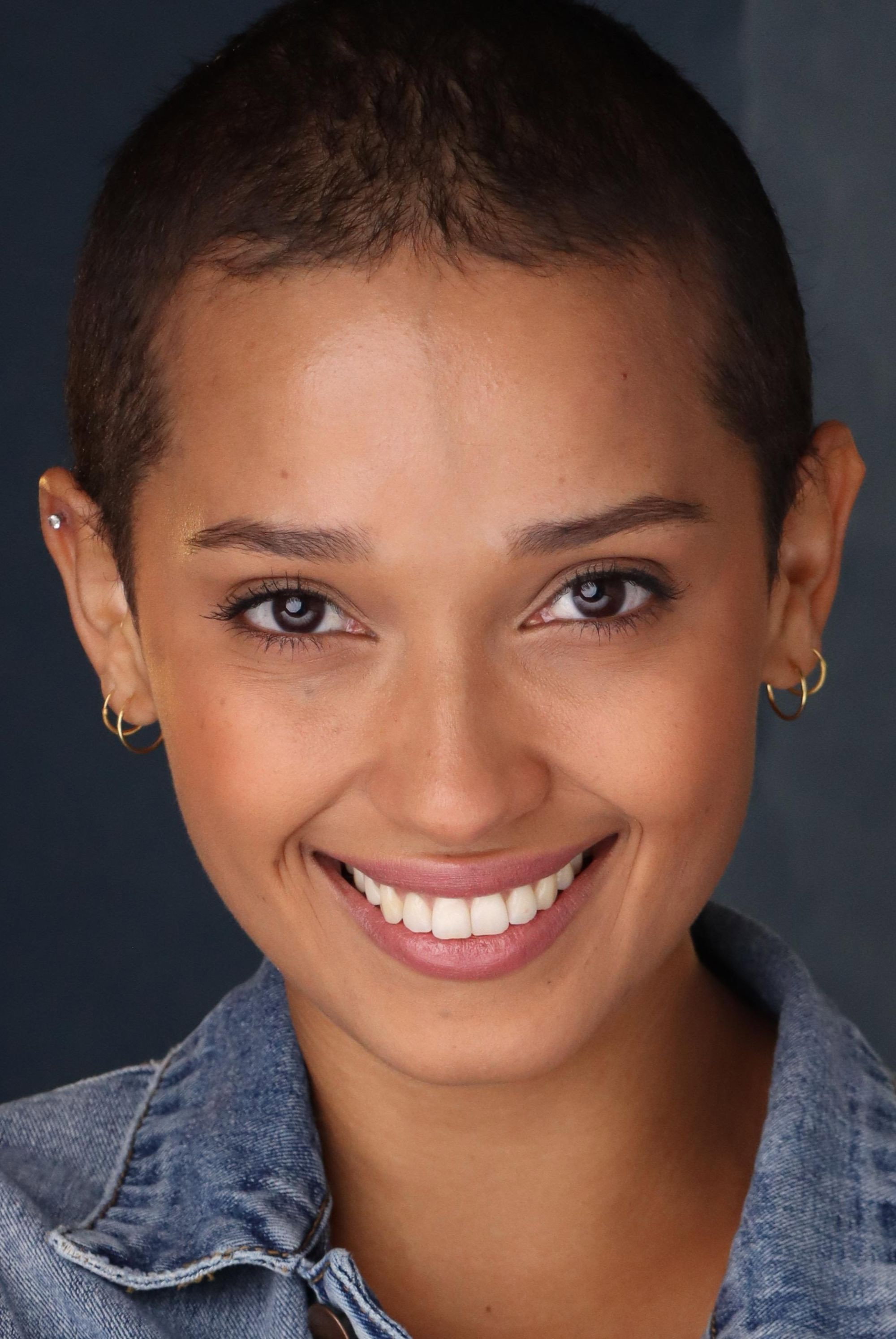 Raquel Aponte as Christina in Fearless