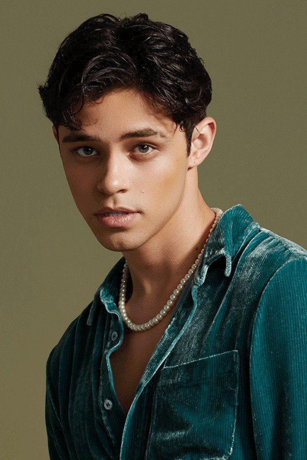 Alex Hoyer as Dante Barkin in Kally's Mashup