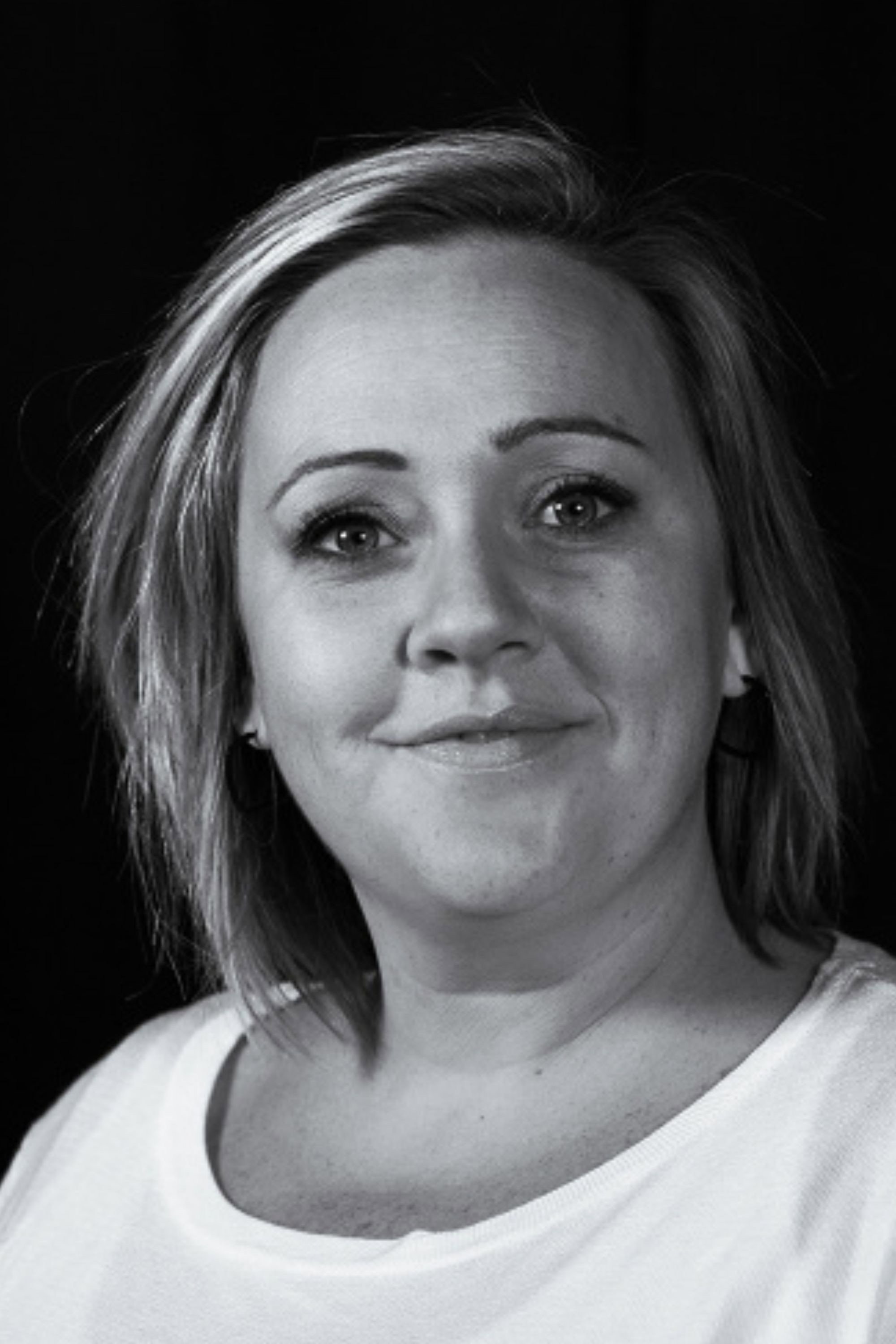 Charline Catrysse as Sissi Slijpers in Forget Barbara: The Musical