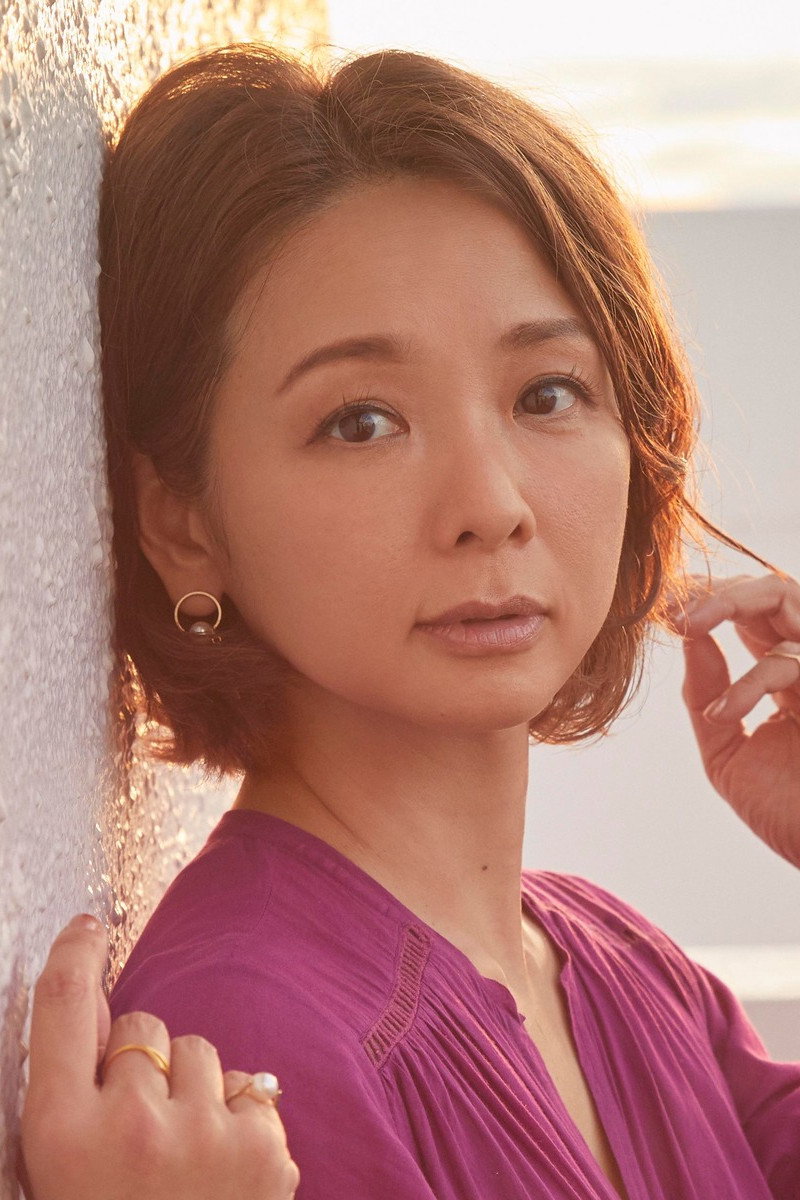 宍戸留美 as Rosemary Applefield (voice) in Ashita no Nadja
