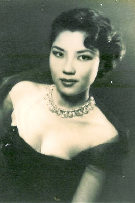 Helen Li Mei as Lin Chieh-Lin in Death Traps