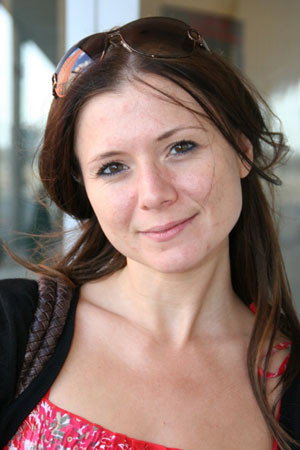 Céline Purcell as Charlotte Krul in Gebak van Krul