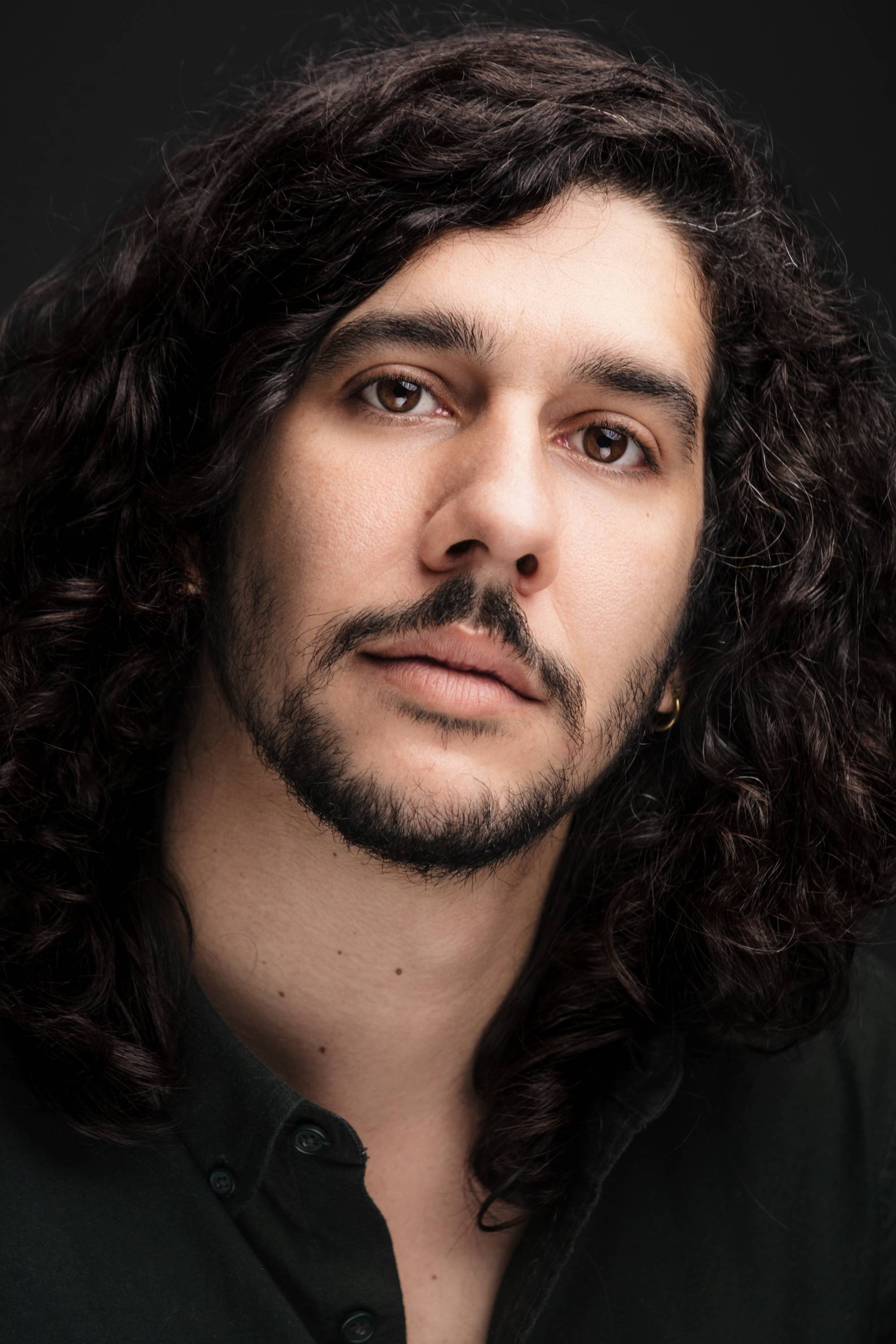Yasser Michelén as Arturo in La corta vida de las flores