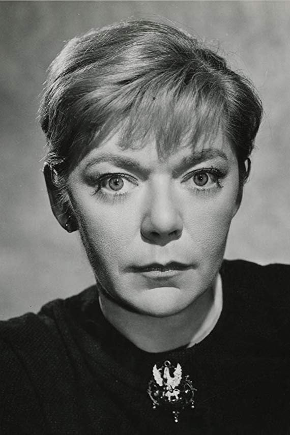 Brenda Bruce as Reine Anne d'Autriche in The Man in the Iron Mask