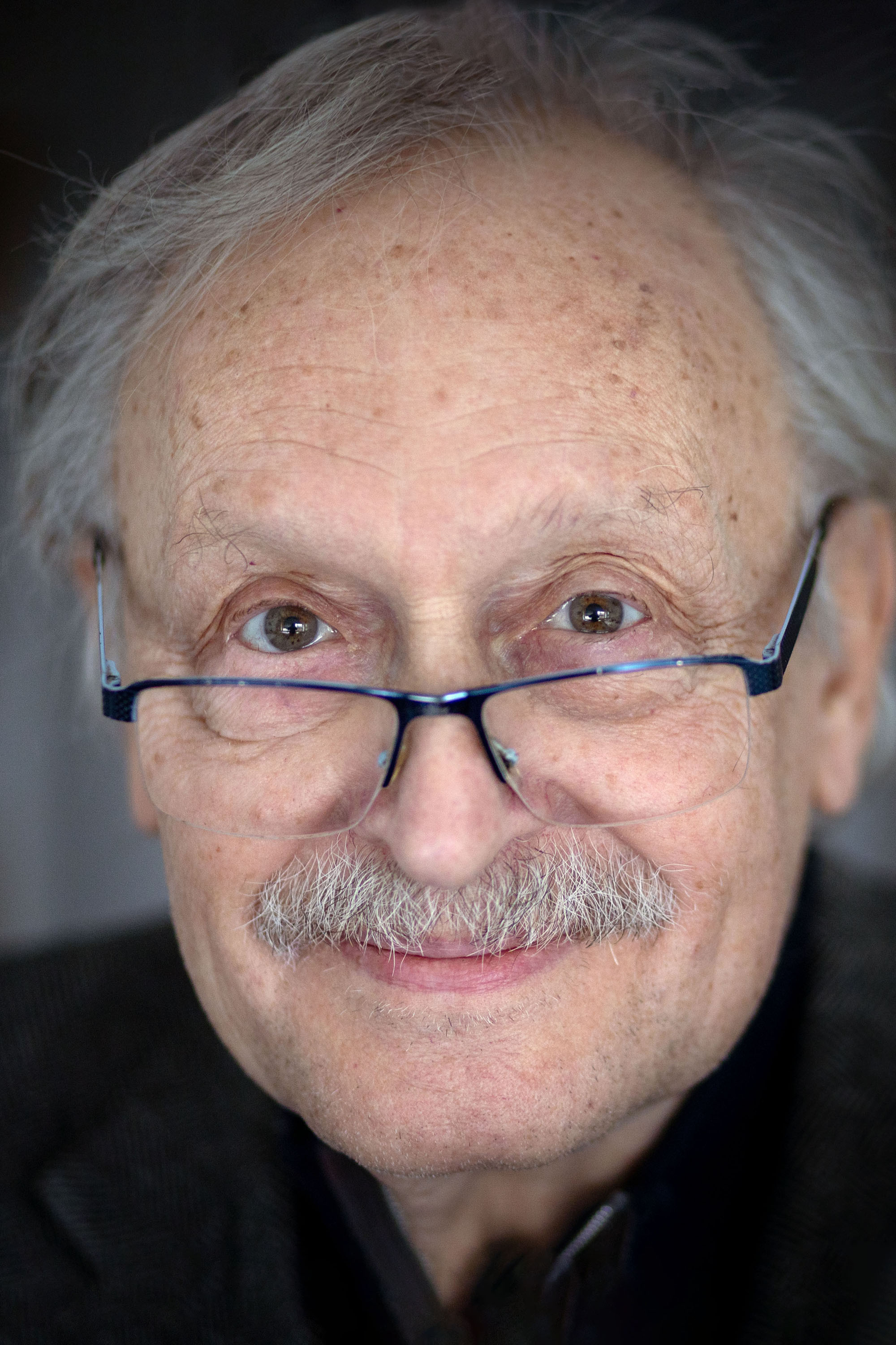 František Kovár as Jozef Žitavský in Zoo