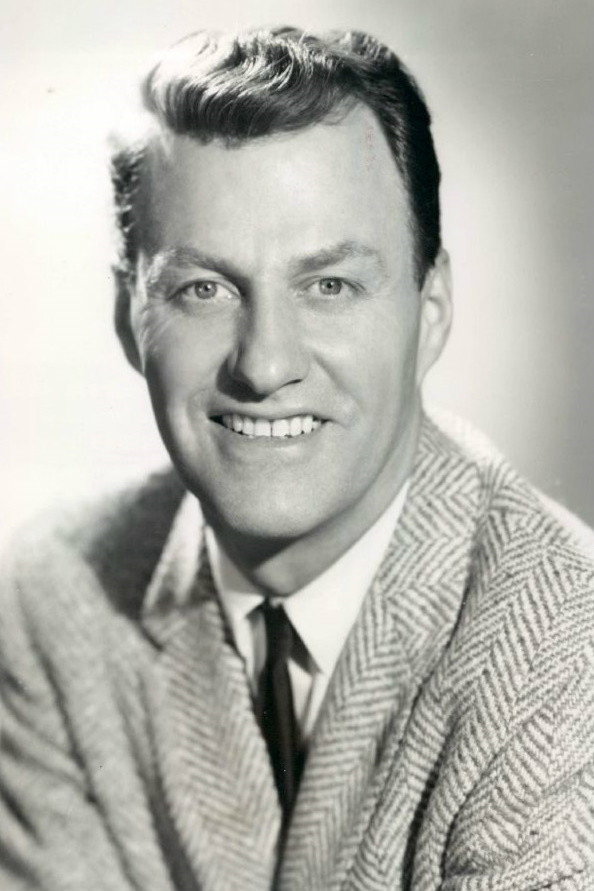 Richard Coogan as Niles Hendricks in Three Hours to Kill