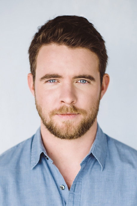 Tim Fox as Dustin in Two Witches