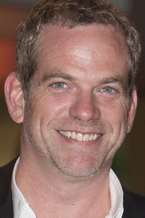 Garou as Lui-même - Directeur de l'Académie in Star Académie