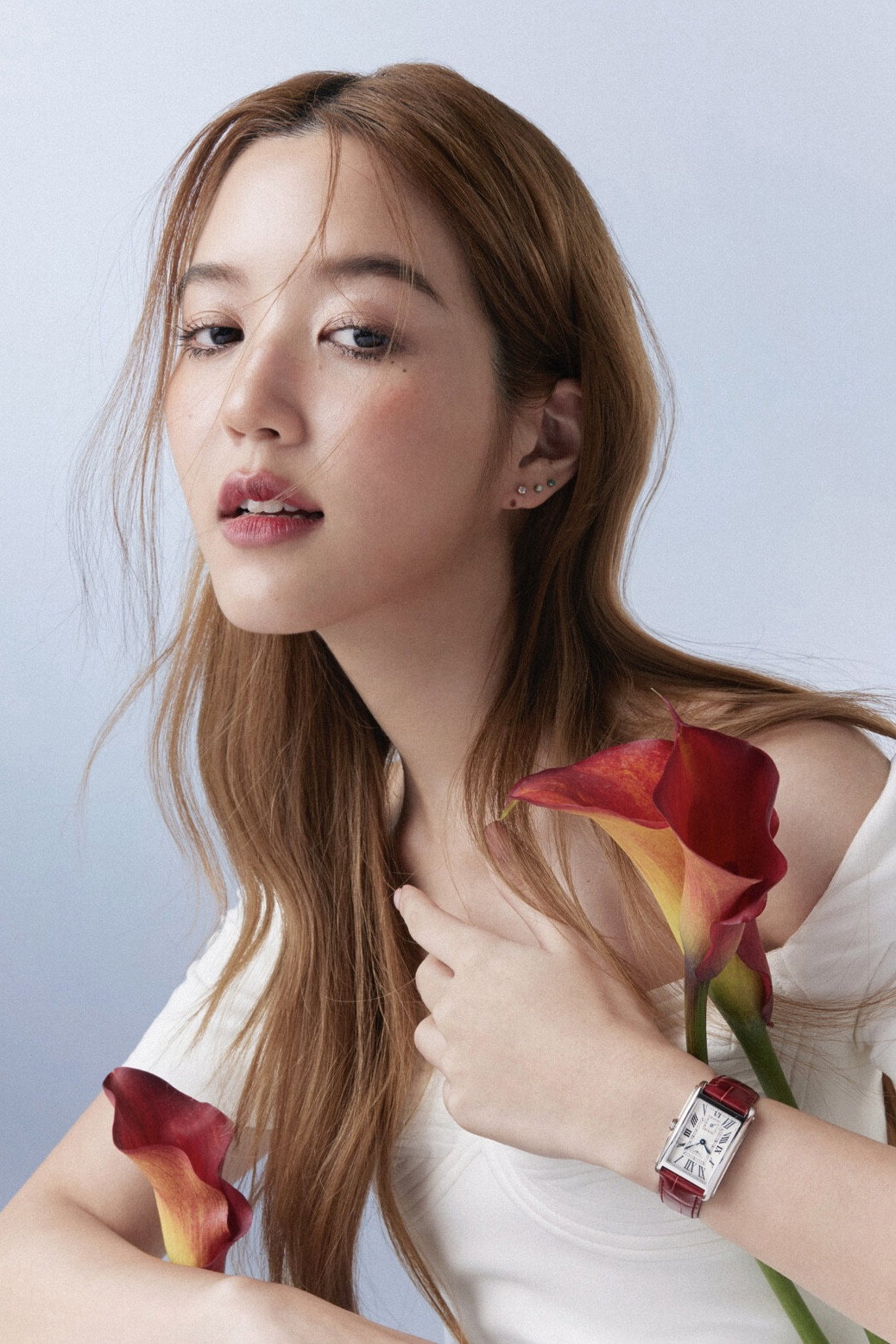 เพลินพิชญา โกมลารชุน as June in OMG! Oh My Girl