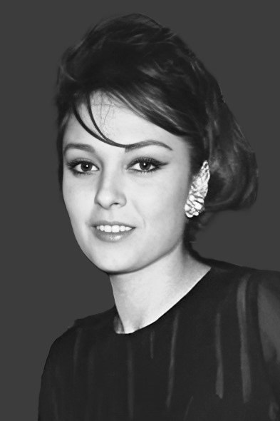 José Greci as Livia in The Ten Gladiators