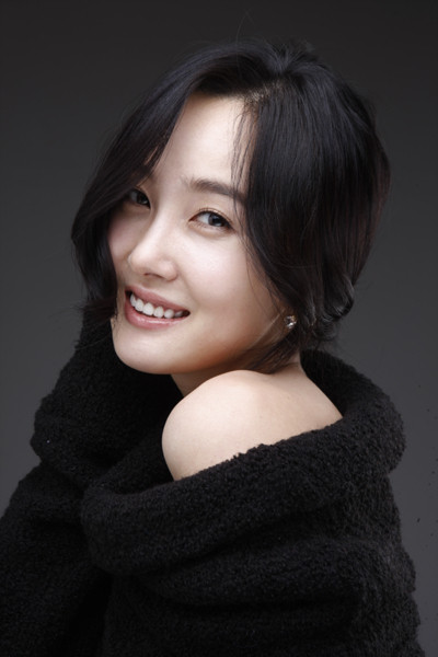 강기화 as Hye-jin in Officer of the Year