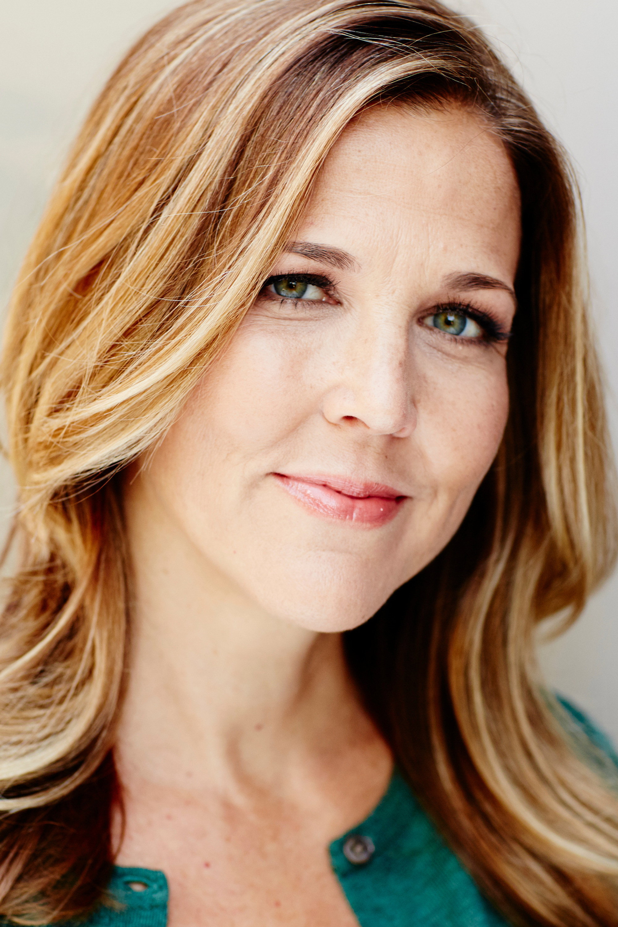 Carrie Walrond Hood as Nora Burke in Dangerous Calling