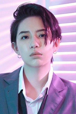 李斯丹妮 as Lu Weiwei in Impetuous Love in Action