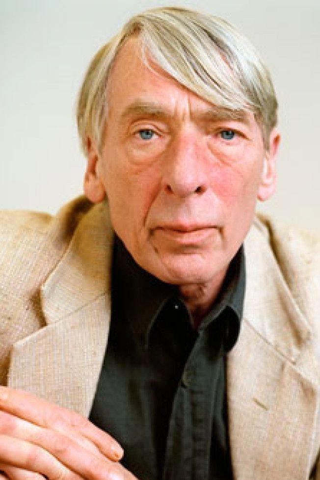 Axel Werner as M in XVI. Tower