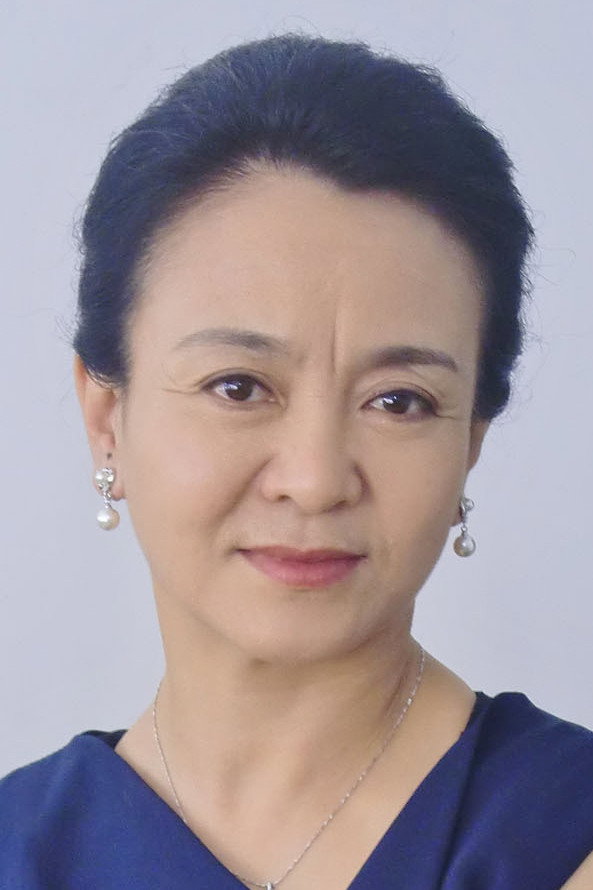 Guo Hui as Mother Zhou in Flowers Bloom In Winter