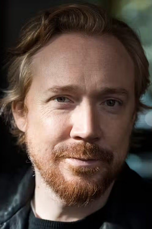 Lars Winnerbäck as Self in Alfons bit för bit - En film om Gunilla Bergström