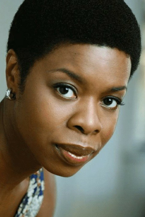 Roslyn Ruff as Claire in Lincoln Rhyme: Hunt for the Bone Collector