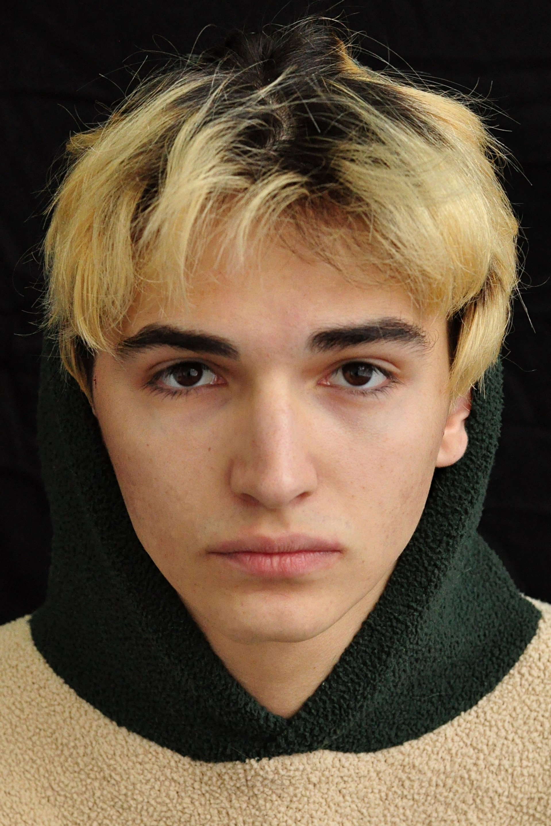 Antek Sztaba as Borys in Minghun
