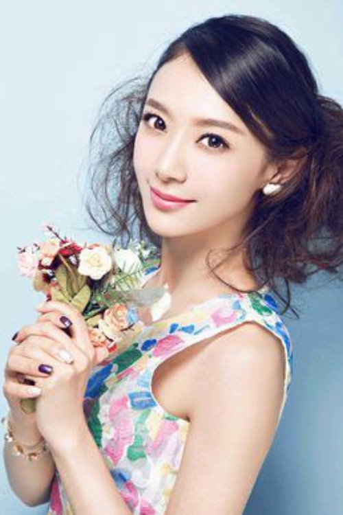 Xixi Liu as 刘浠希 in 我们都爱笑