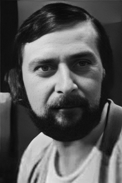 Георгій Кишко as Fux/customs official/postman/reporter/yacht club member (voice) in Adventures of Captain Vrungel
