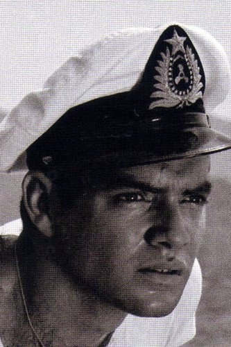 Mário Sérgio as Alberto in Caiçara