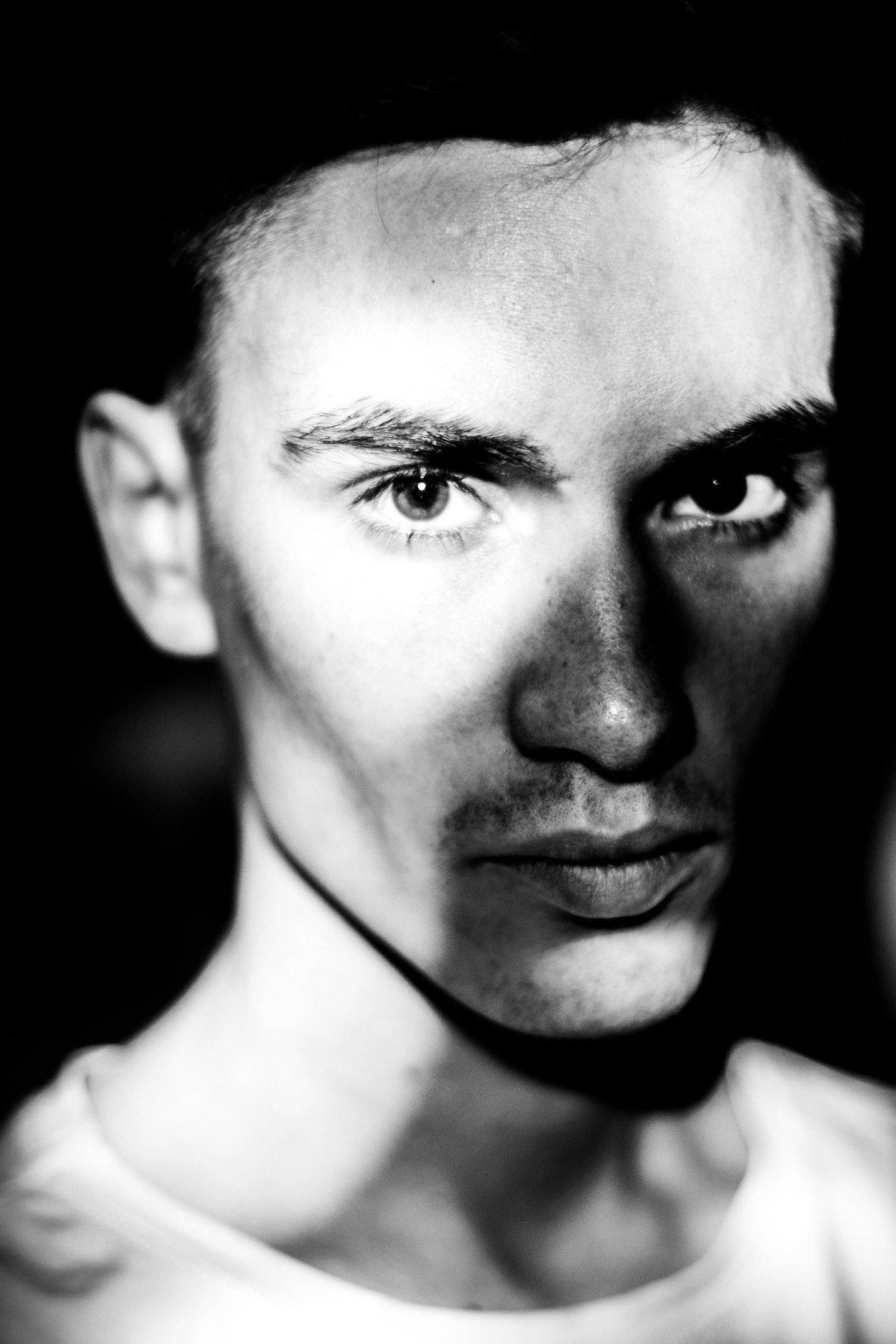 Даниил Колотов as Sasha Pankratov in 110