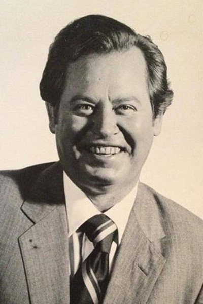 Don Hood as Senator Neiswinder in The River