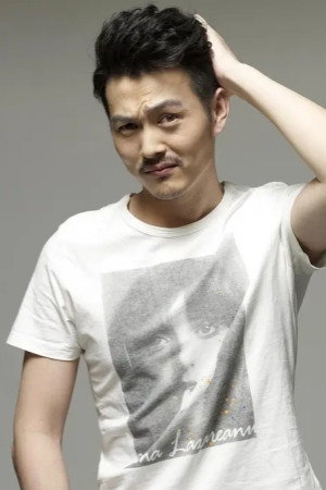 李广旭 as 小嵩 (Actor) in Armor Hero