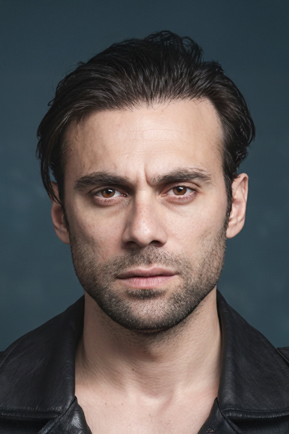 Cavit Çetin Güner as Cici in Ustura Kemal