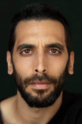 Mário Oliveira as Carlos in Mutant Blast