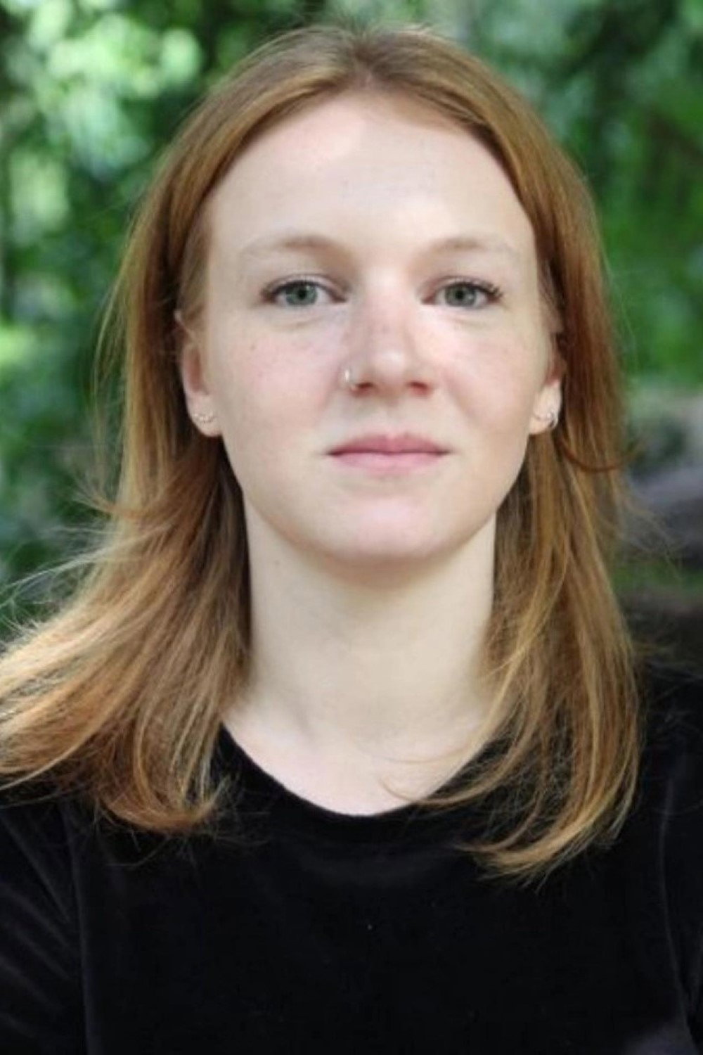 Lena Suijkerbuijk as Lina in Home