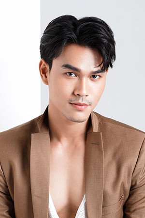 Oath Ratthee as Anawin Siriworakit in Love Island, Deceptive Heart