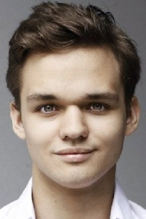 Александр Сигуев as Иван in Моя любимая ведьма