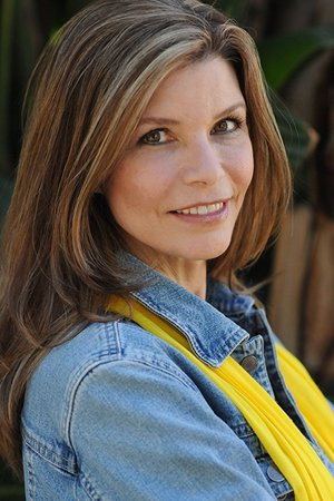 Tammy Klein as Ms. Tenderfoot (voice) in Homeward