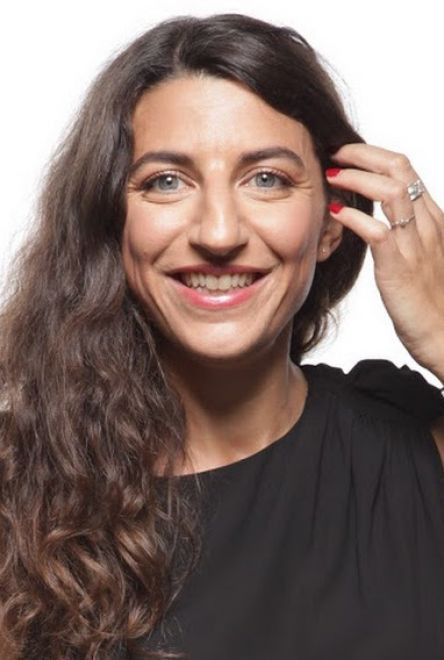 Lise Pressac as Self in C médiatique