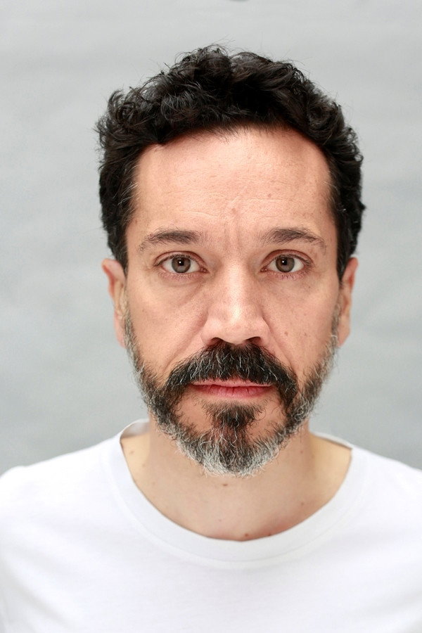 Gabriel Andreu as Doctor in I Love My Mum