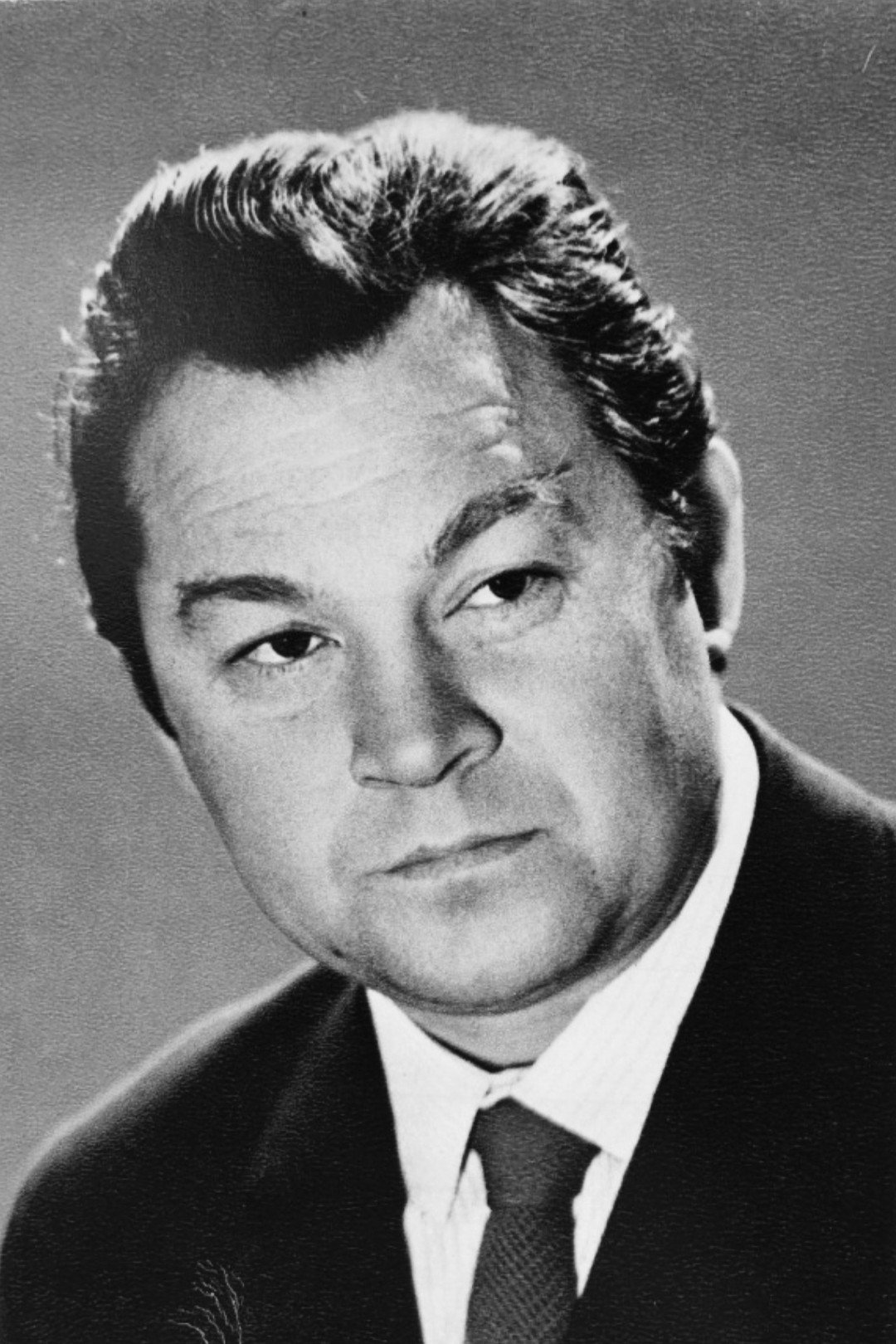 Юрий Саранцев as direktor STOA in Kidnapping of the Century