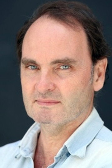 Baptiste Roussillon as Quidam Pigalle in Combien tu m'aimes ?