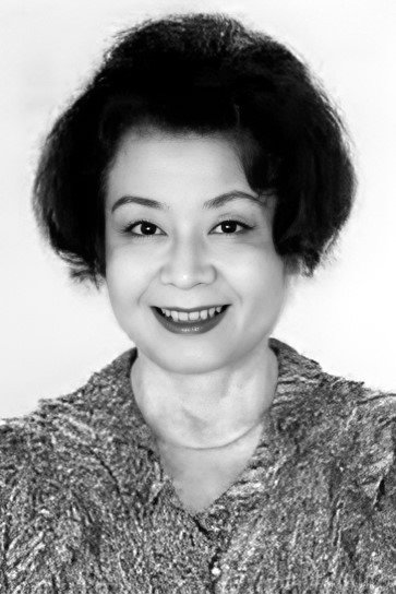 絵沢萠子 as Old woman in Sakuya: The Slayer of Demons