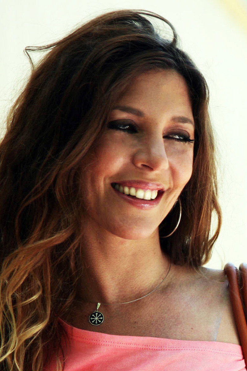 Mónica Ayos as Viuda in Madraza