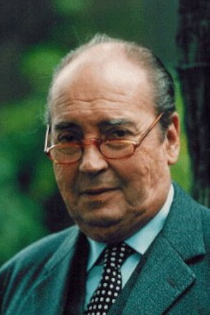 Canto e Castro as Artur in Esquadra de Polícia