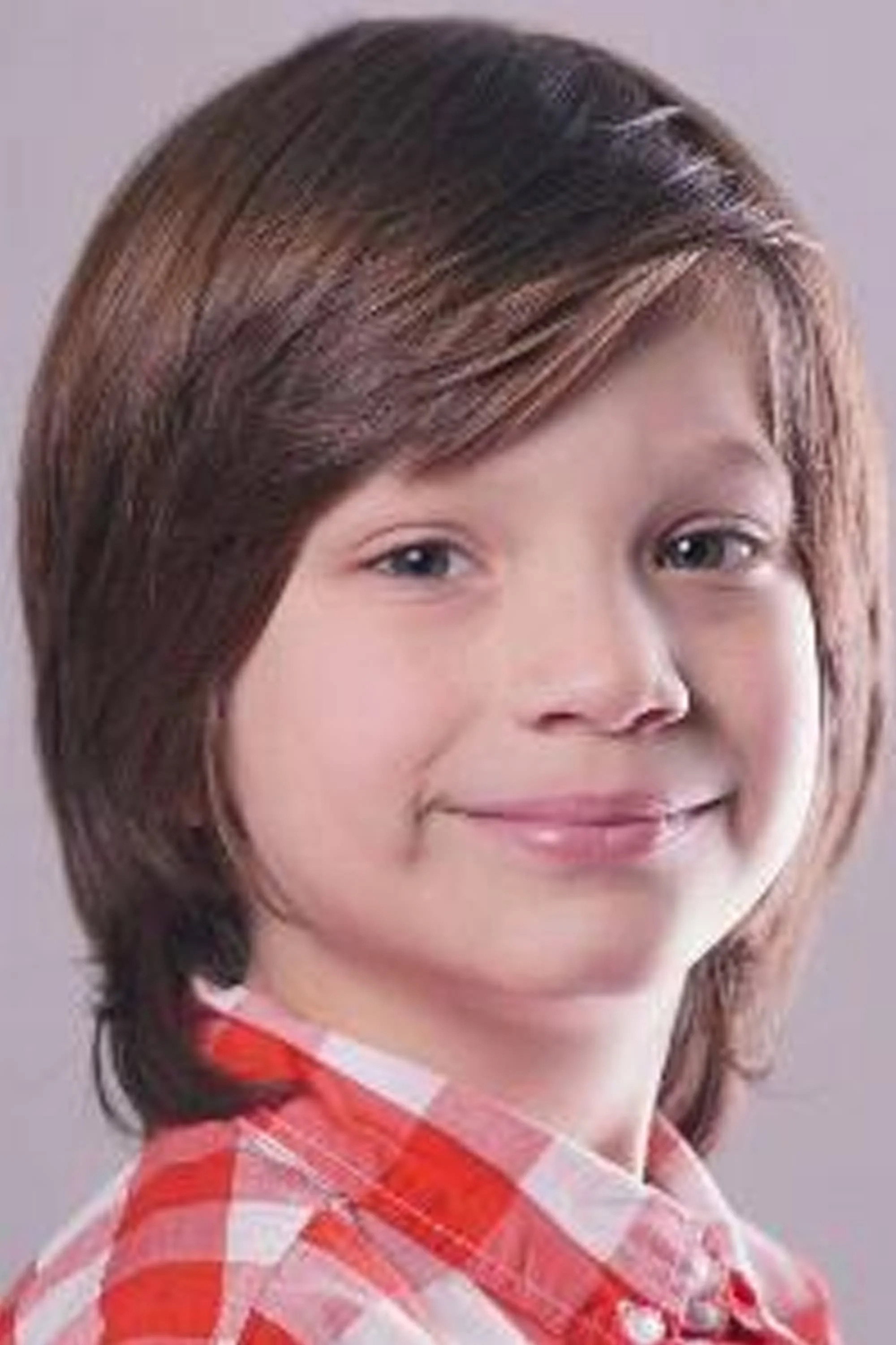 Marcelo Michinaux as Santino in When Evil Lurks