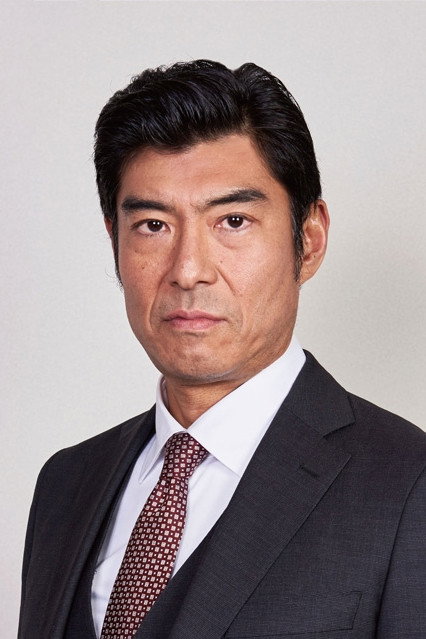 髙嶋政宏 as Yozo Minami in Offbeat Chief Police