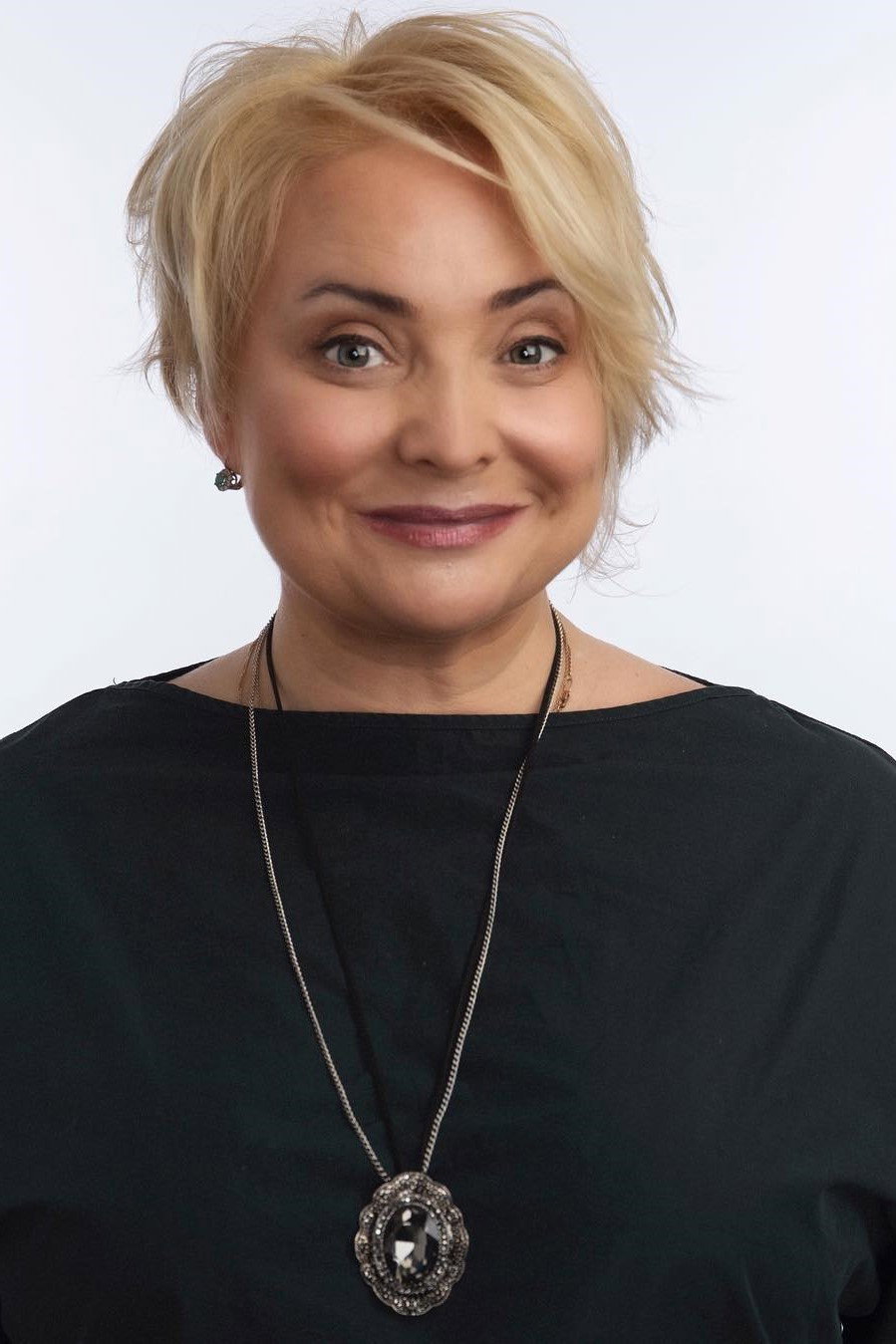 Светлана Пермякова as Yaginya in The Frog Princess